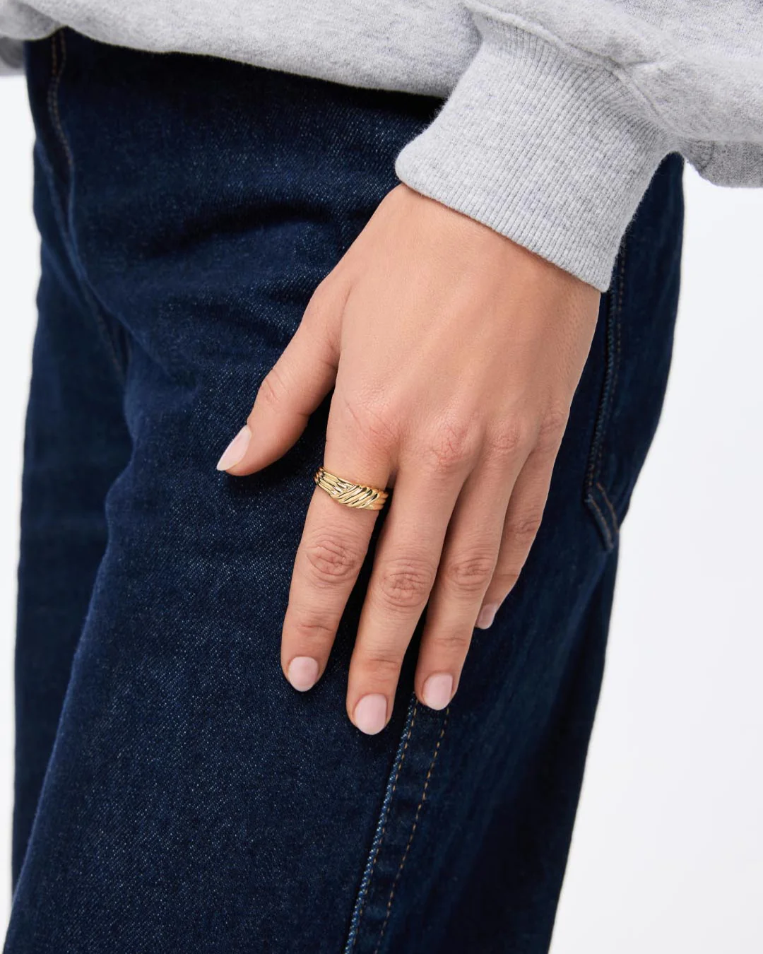 Thumb 4